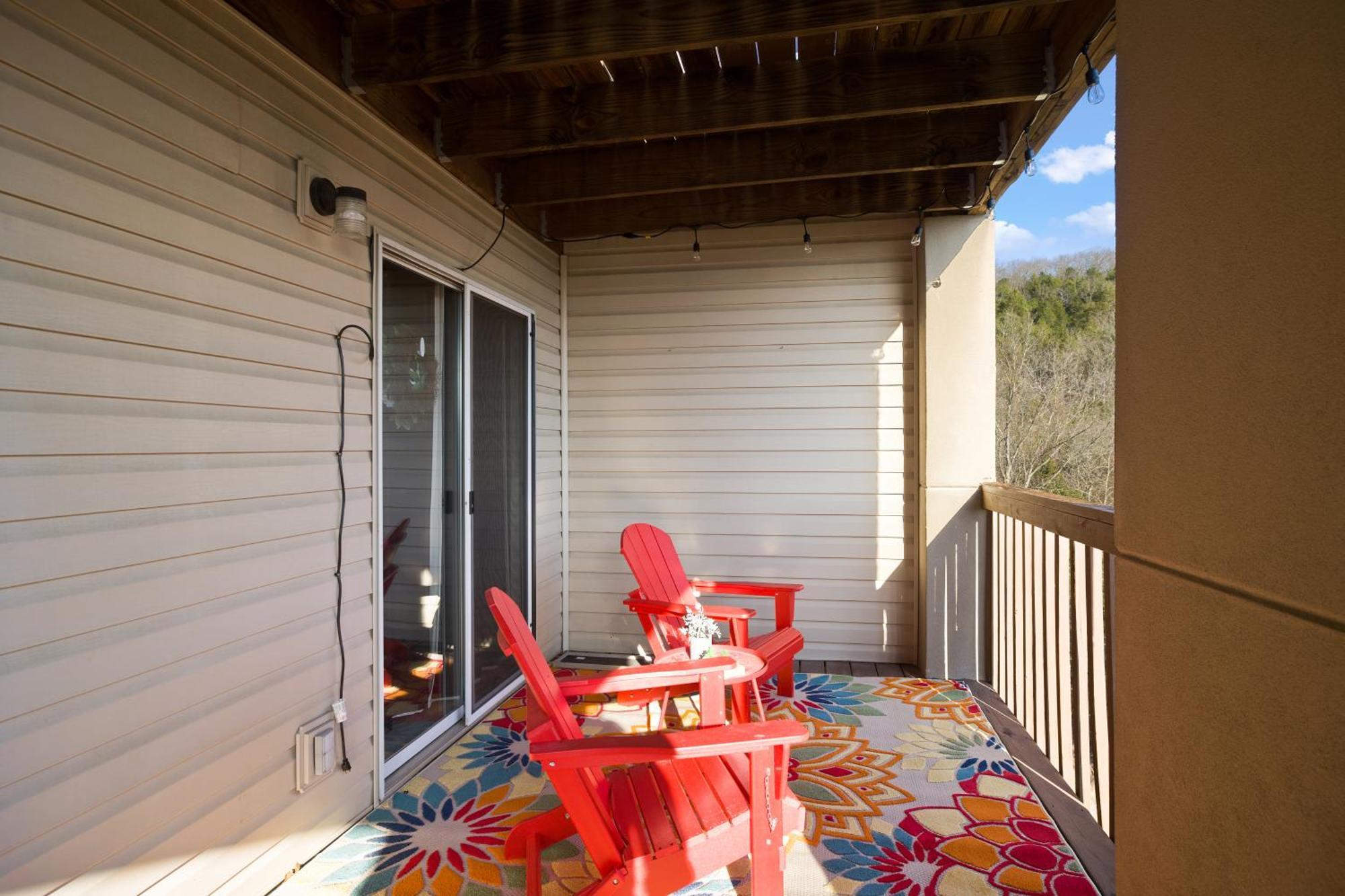 Walk-In, No Stairs Condo, Pets Welcome, 4 Mins To Silver Dollar City, 14 Mins To Ball Park Of America, Amazing Ozark Mountian Views 布蘭森 外观 照片