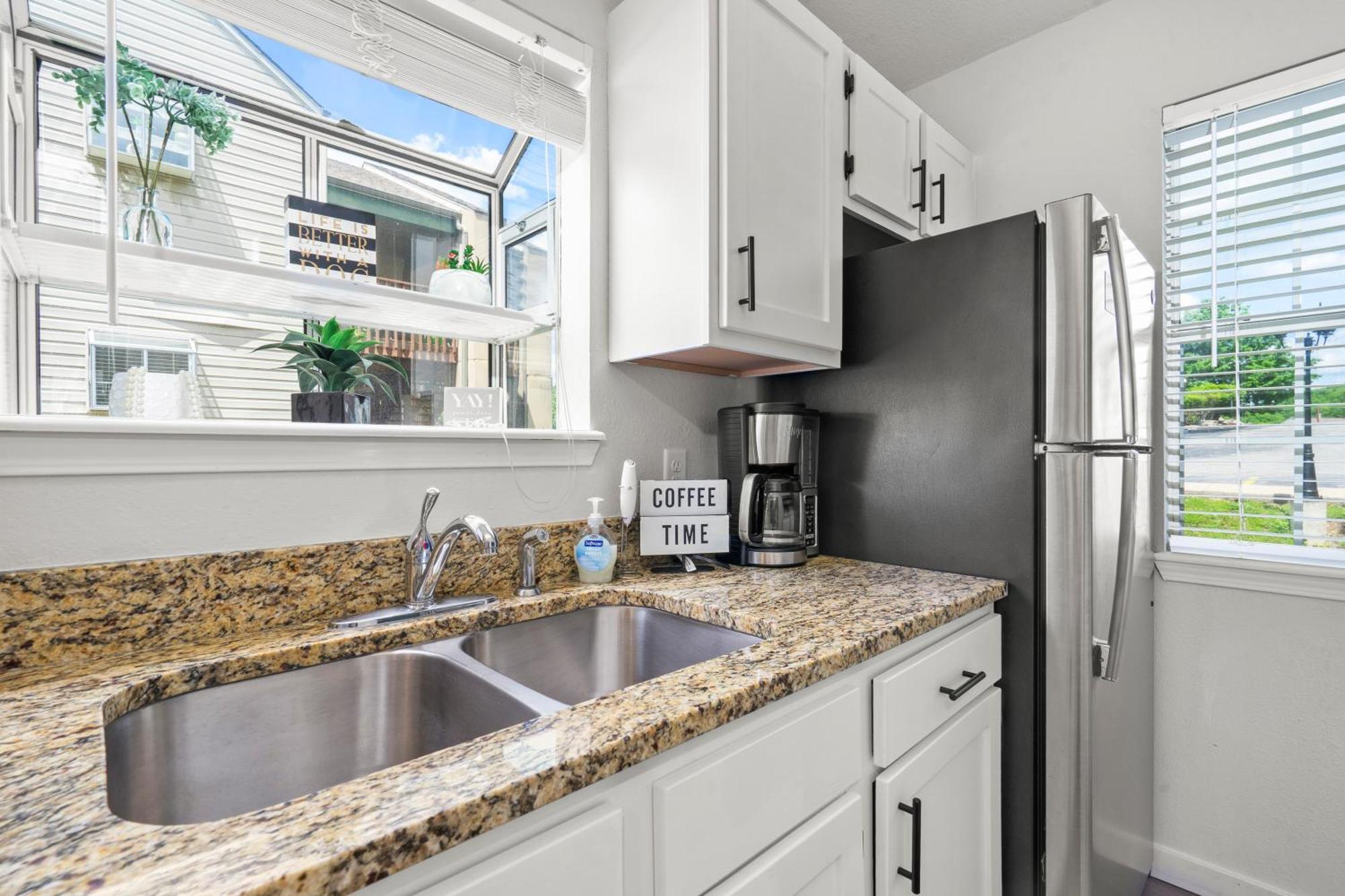 Walk-In, No Stairs Condo, Pets Welcome, 4 Mins To Silver Dollar City, 14 Mins To Ball Park Of America, Amazing Ozark Mountian Views 布蘭森 外观 照片